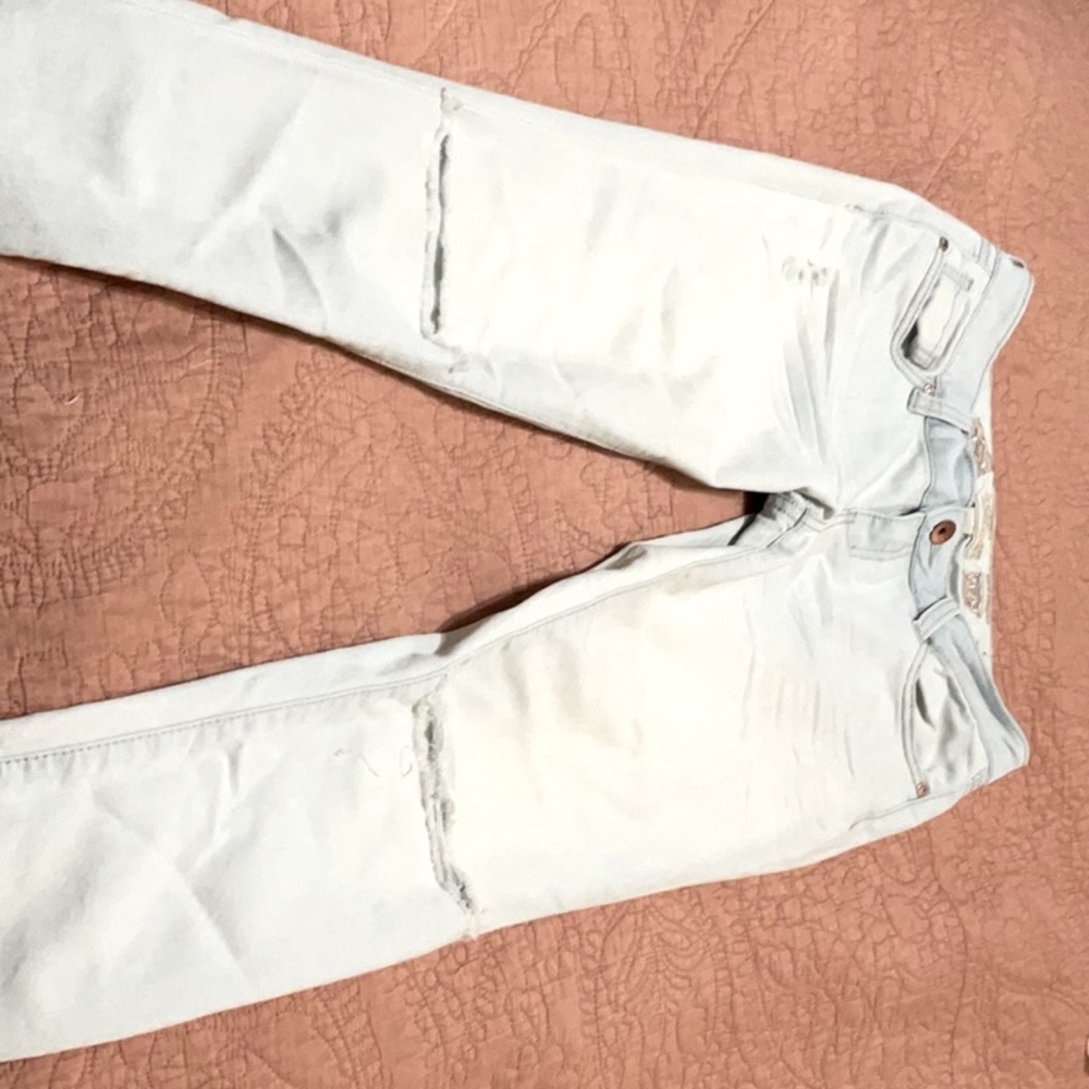 Ripped jeans